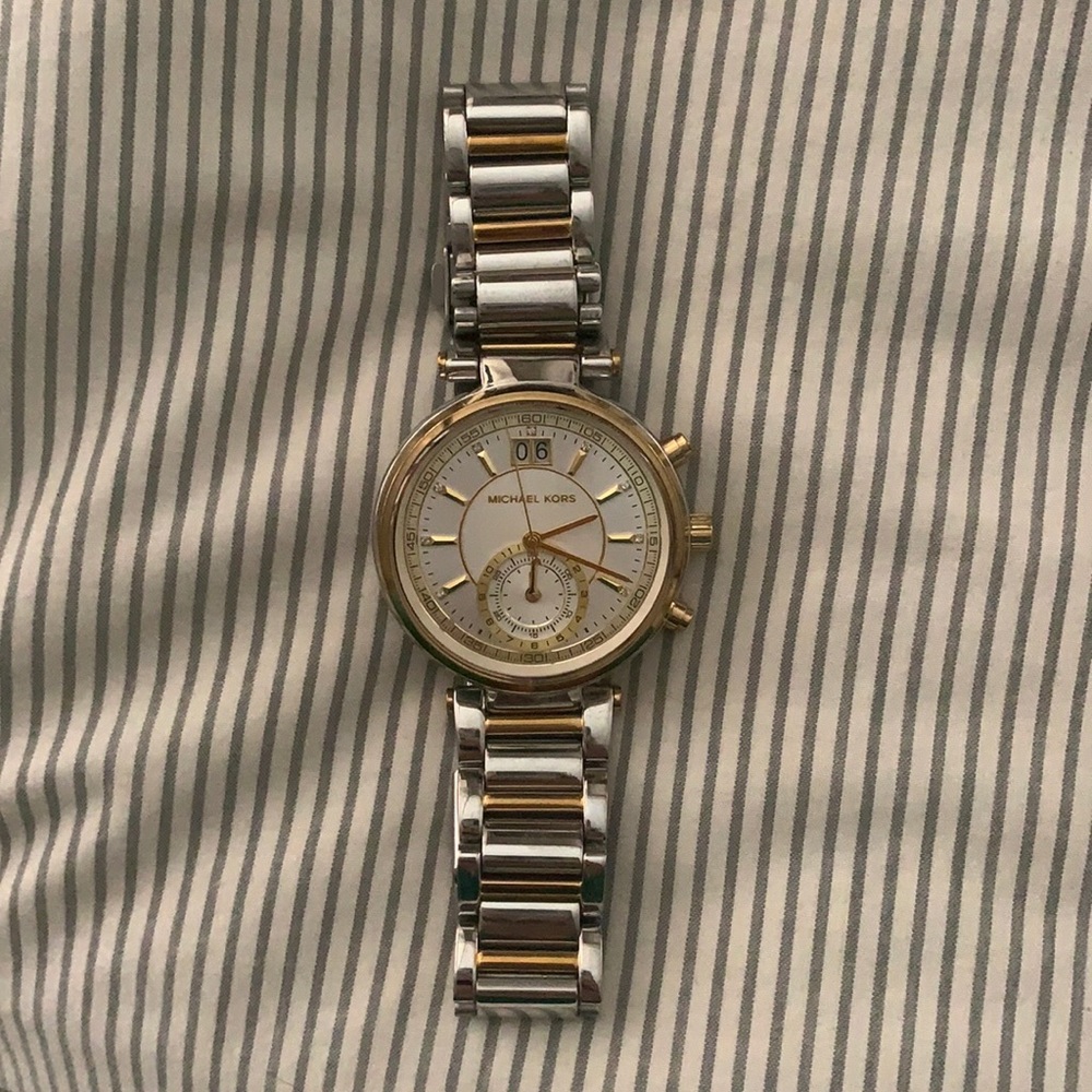 Works , battery is fairly new still .